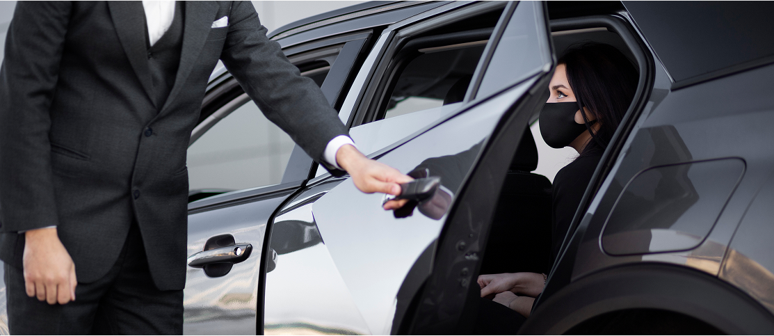 Private car service from Singapore to Malaysia with door-to-door convenience