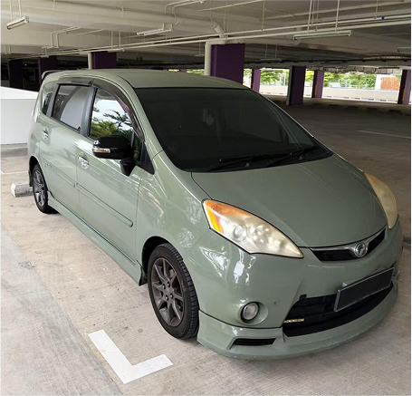 Sedan car for private transport Singapore to KL – fits 4 passengers