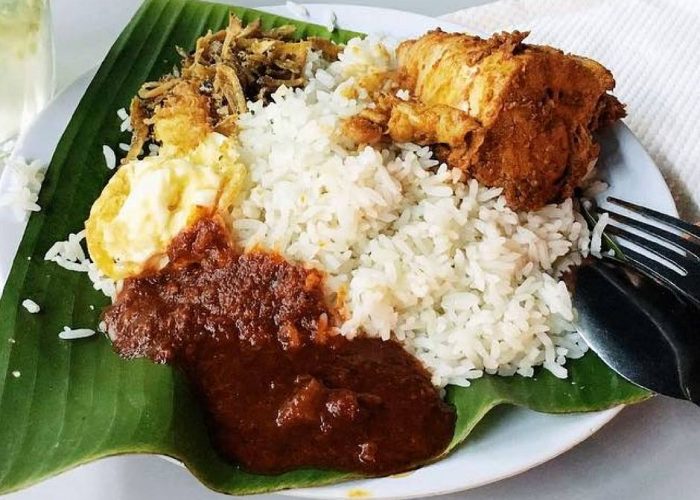 Nasi Lemak Ayam Goreng from Nasi Lemak Pak Aji Nasi Lemak Ayam Goreng from Nasi Lemak Pak Aji, Kampung Baru, Kuala Lumpur
